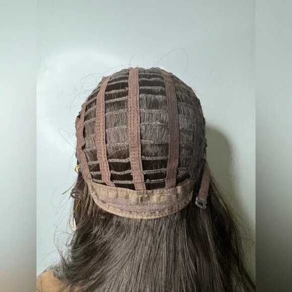 Chocolate Brown Wavy Wig with bangs Natural Luxury look - Picture 11 of 15